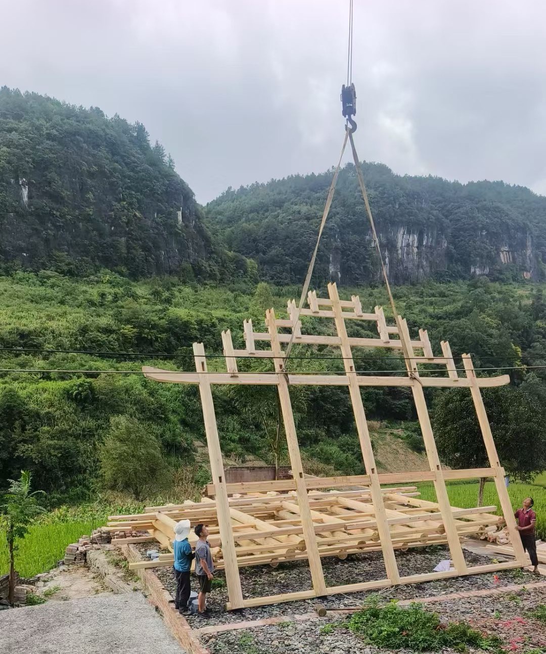 江北区汽车吊出租公司怎么保证发动机散热问题