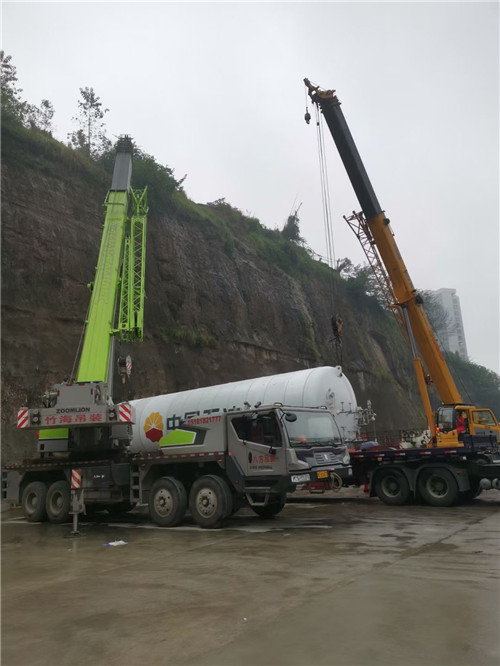 江北区“不怕风雨冻”—— 吊车的 “恶劣环境适应” 技术