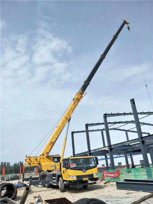 江北区超高层建筑钢结构吊装案例